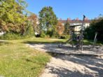 Spielplatz vor der Tür - Grundriss zum Wohlfühlen - Freiraum zum Leben !!